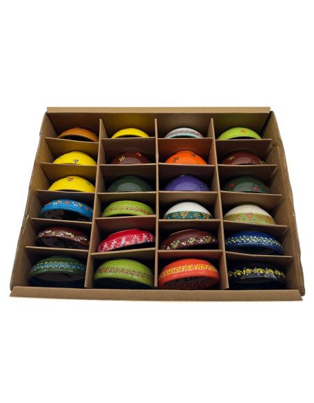 25 Pack of Assorted Design-Color Animal Bowls 25 Pack of Assorted Design-Color Animal Bowls