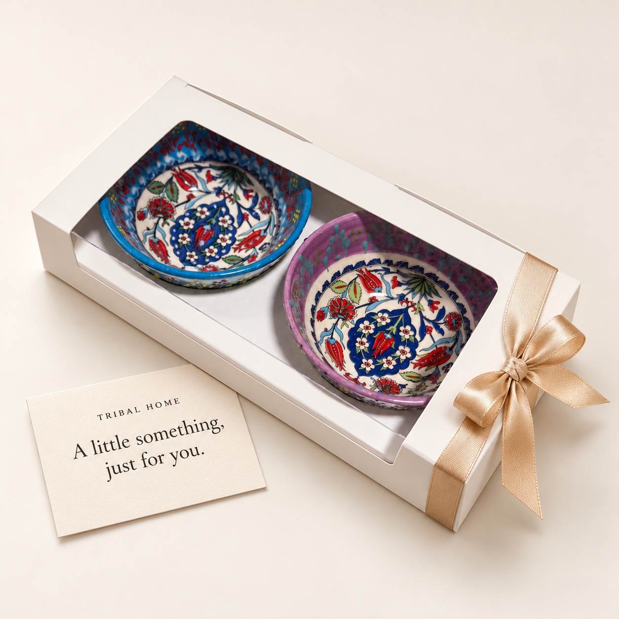 Ceramic gift box with ribbon and message card